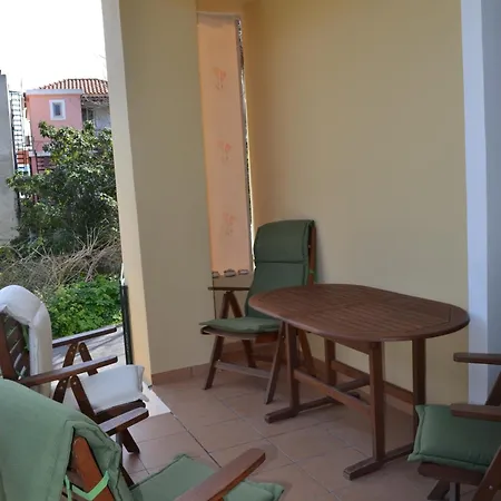 Apartamento Neighborhood Lixouri